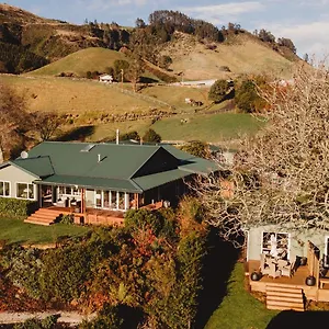  Lodge Paradise Valley New Zealand