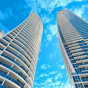  Apartment H Star Residences-- Paradise Stayz Australia